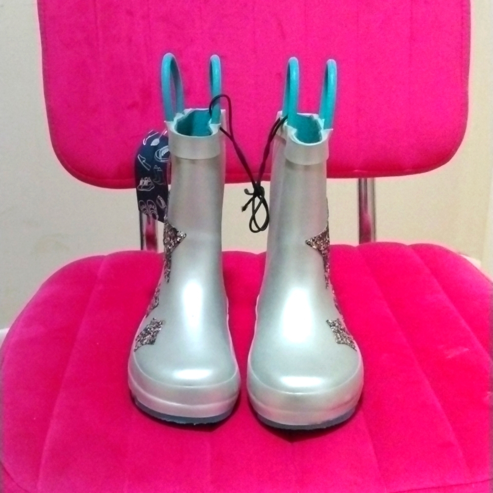 Rain boots